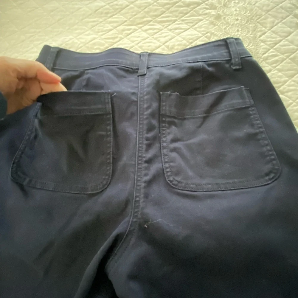 Croft & Barrow Utility Pants Tapered Leg Midrise Navy Stretch Waist Size 6 - Picture 10 of 13